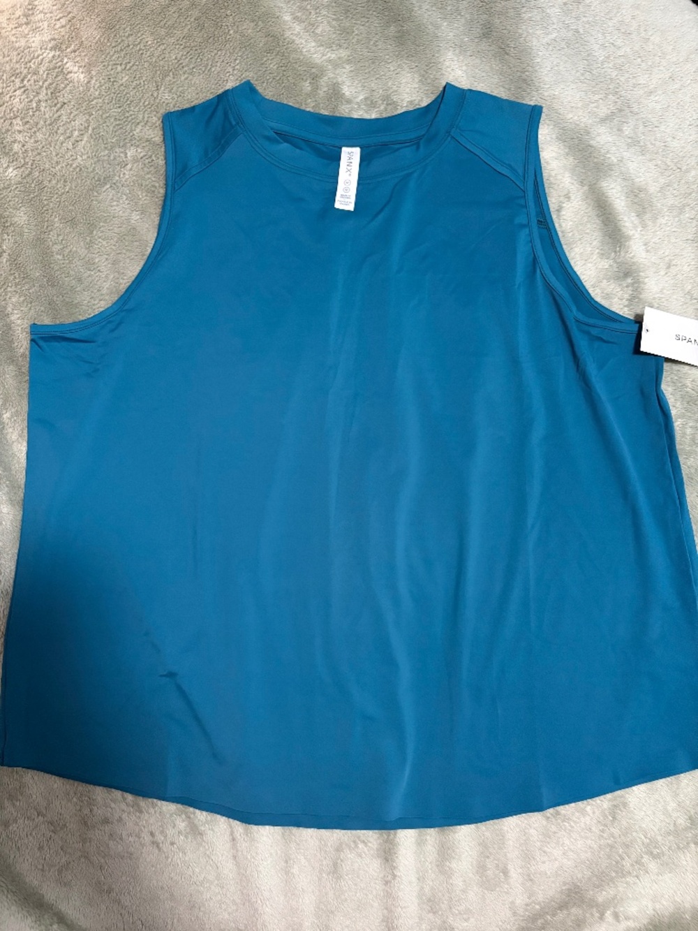SPANX Active Air Tank